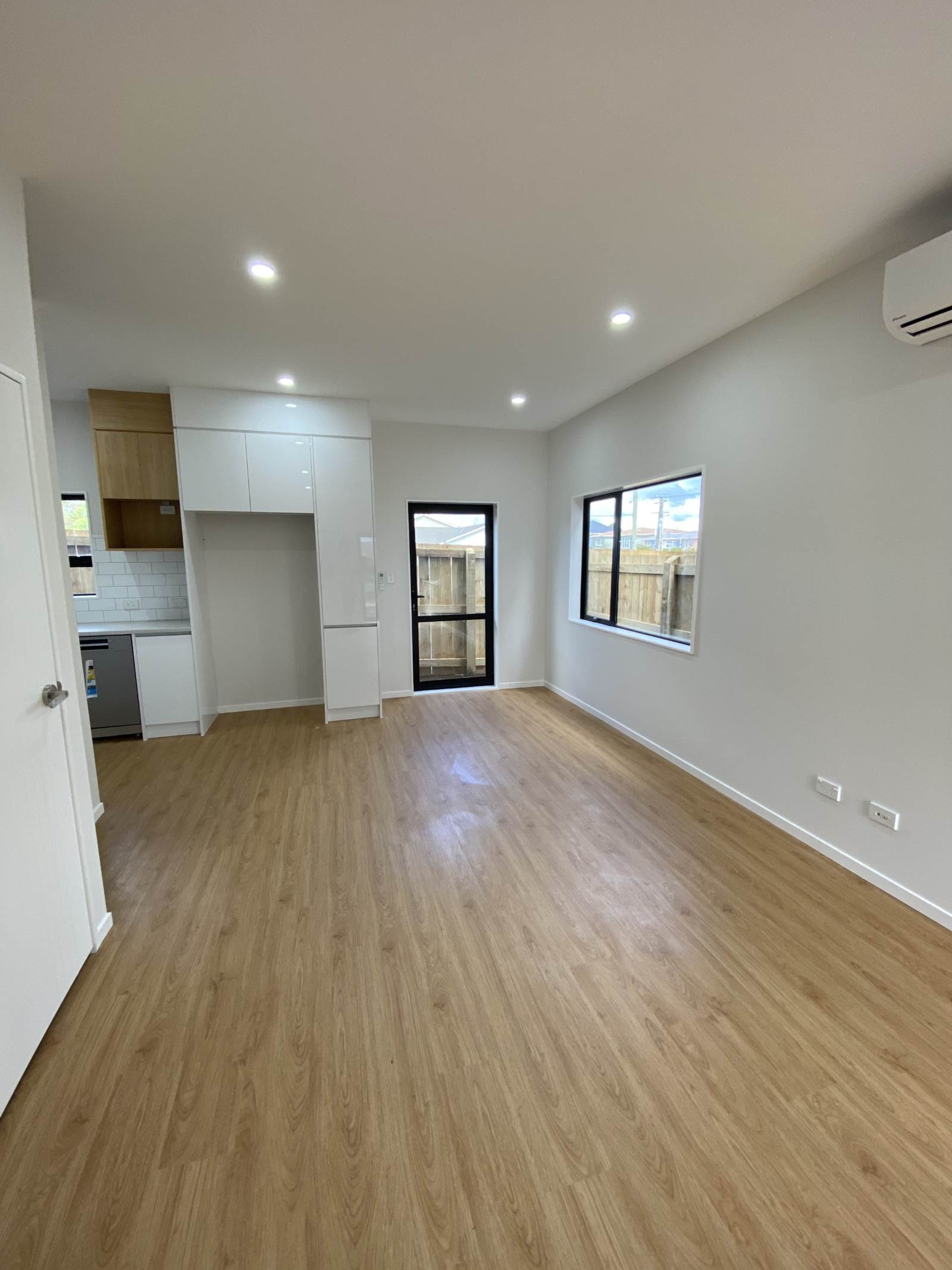 30b Ferguson Street, Manurewa, Auckland - Manukau, 0 phòng ngủ, 0 phòng tắm, House