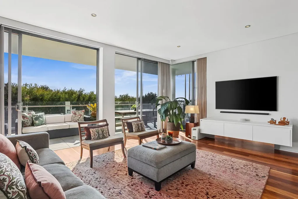 Little Bay 4ਬੈੱਡਰੂਮ Rare 4 Bedroom North Facing Penthouse Style Apartment On One Level With Wraparound Entertainer's Terrace