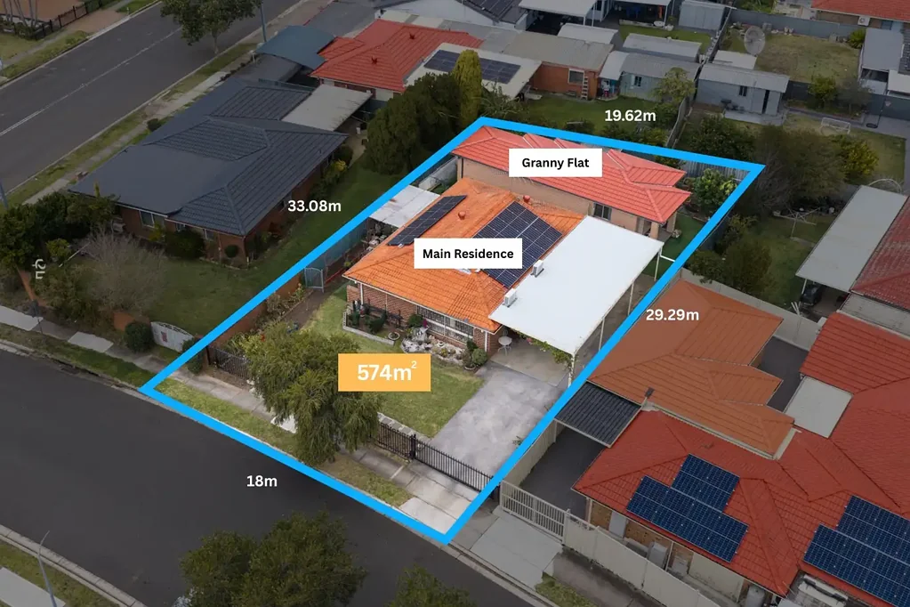 Wakeley 5Zimmer Spacious Single-Level Home with Modern Granny Flat