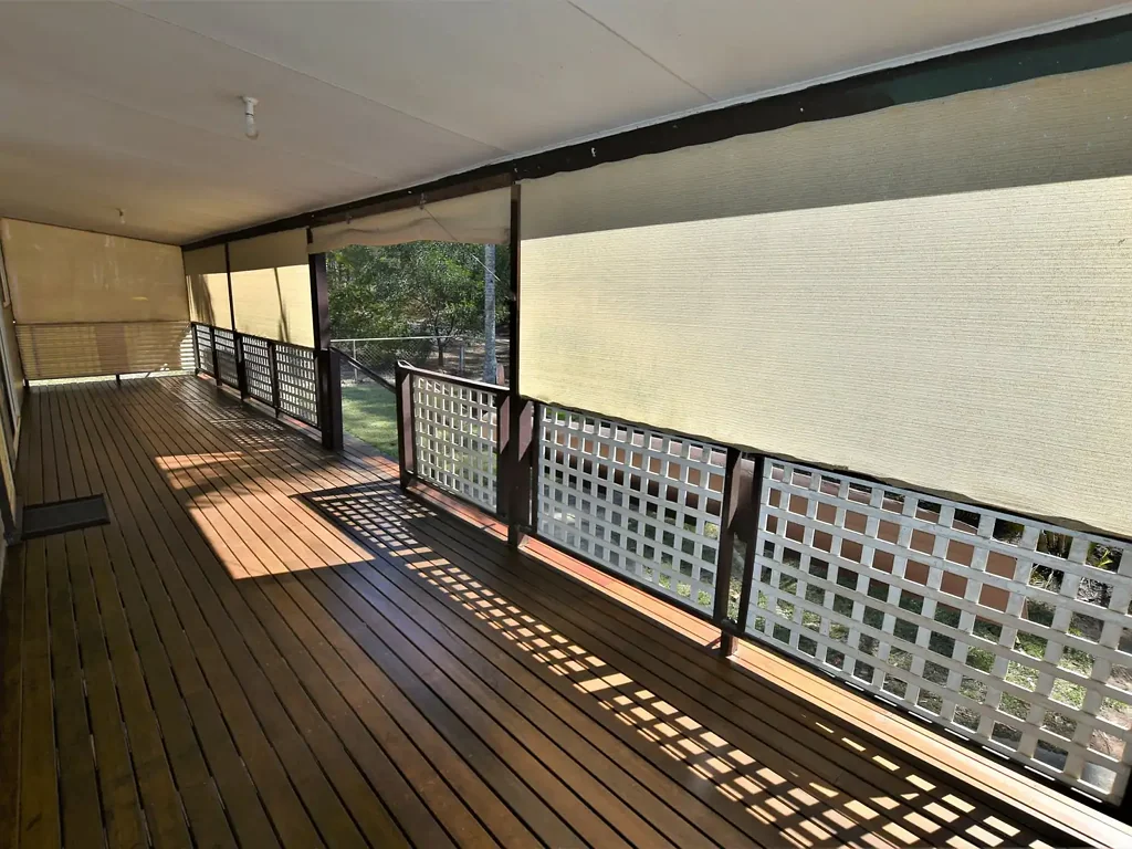 Large 3 Bedroom Plus Huge Sunroom Home in Beautiful Private