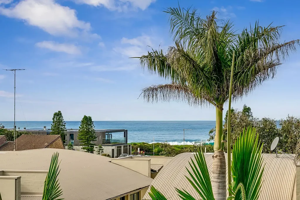 Mona Vale 2غرفة نوم Coastal Apartment with Ocean Views in the Heart of Mona Vale