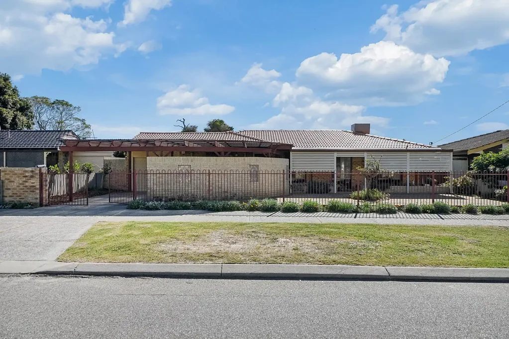 Gosnells 3房  THE GEM OF GASCOYNE DRIVE!!