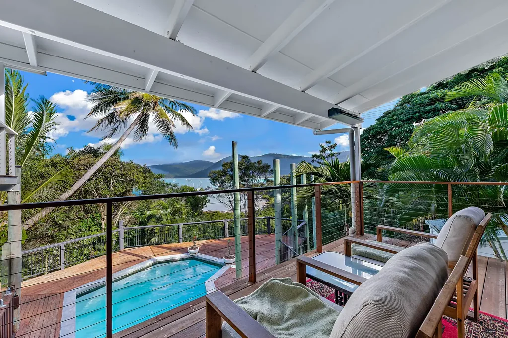 Shute Harbour 2房  Tropical Retreat with Harbour Views