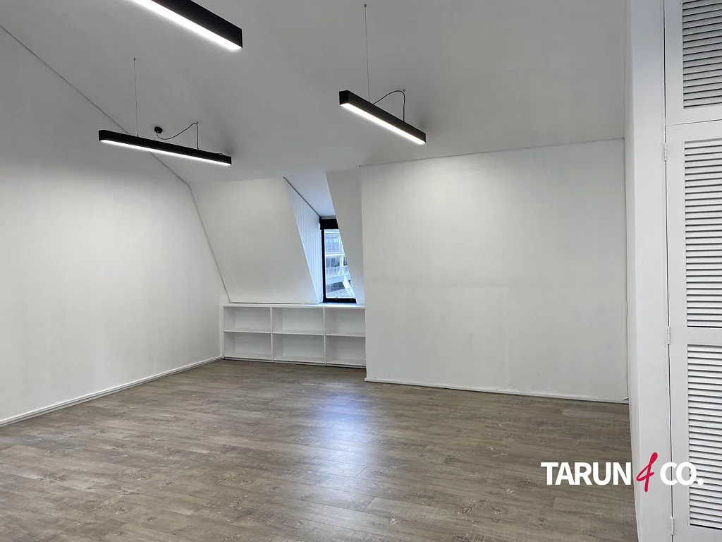Auckland Central Top-Floor Character  Office - Heart of CBD