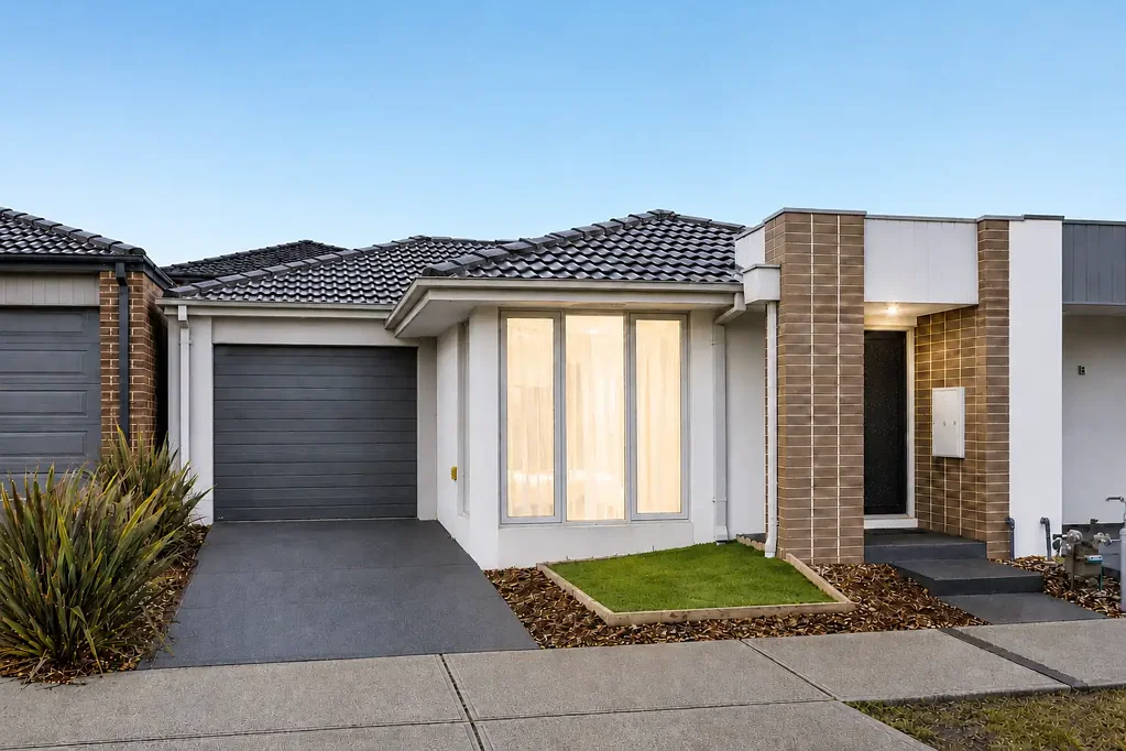 Fraser Rise 3ਬੈੱਡਰੂਮ Low-Maintenance Living in a Prime Fraser Rise Location