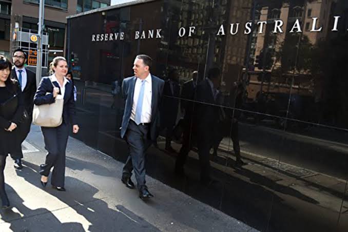 Australia's cash rate hits 15-year high of 4.6% as house prices tipped to fall up to 15% by 2027
