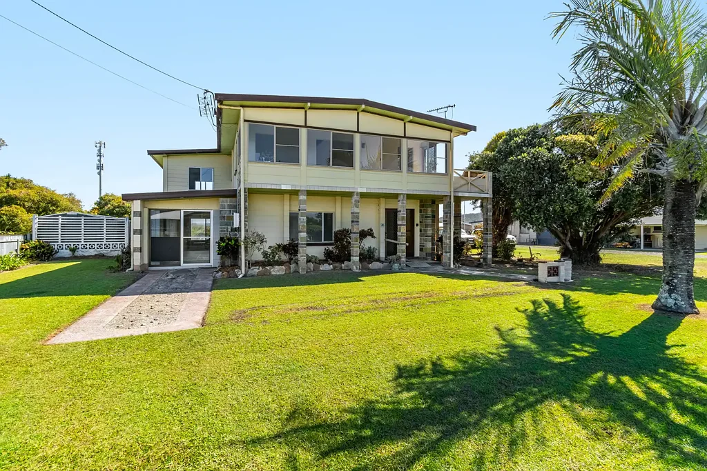 26 Honeysuckle Street, Brooms Head, NSW 2463