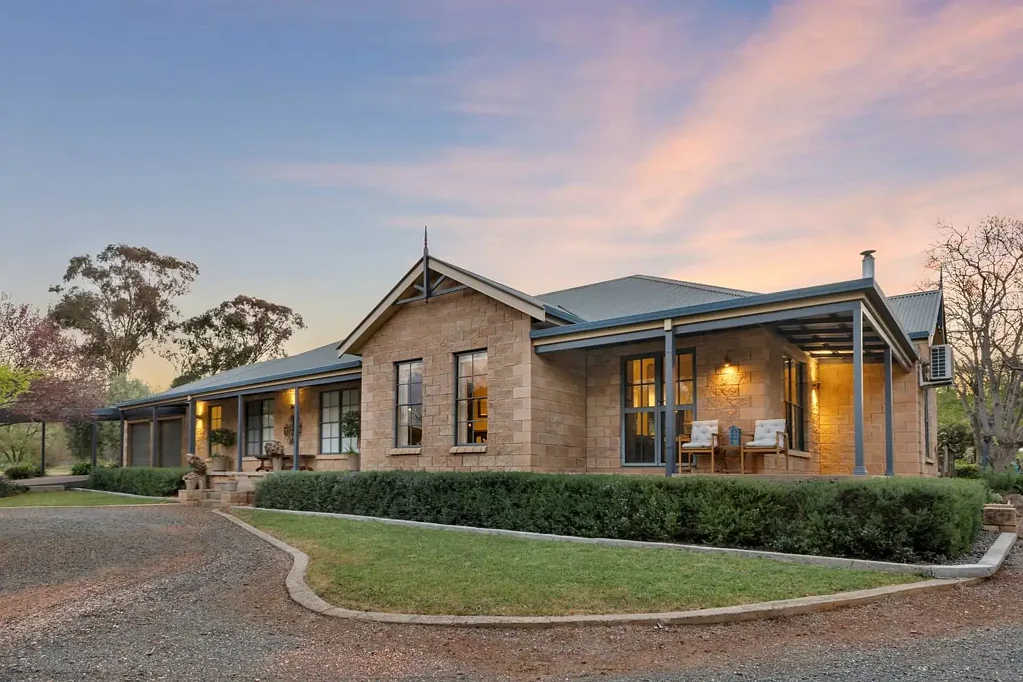 Parkes 4Moenga Peaceful 2.5-Acre Lifestyle Property with Pool, Views and Exceptional Entertaining