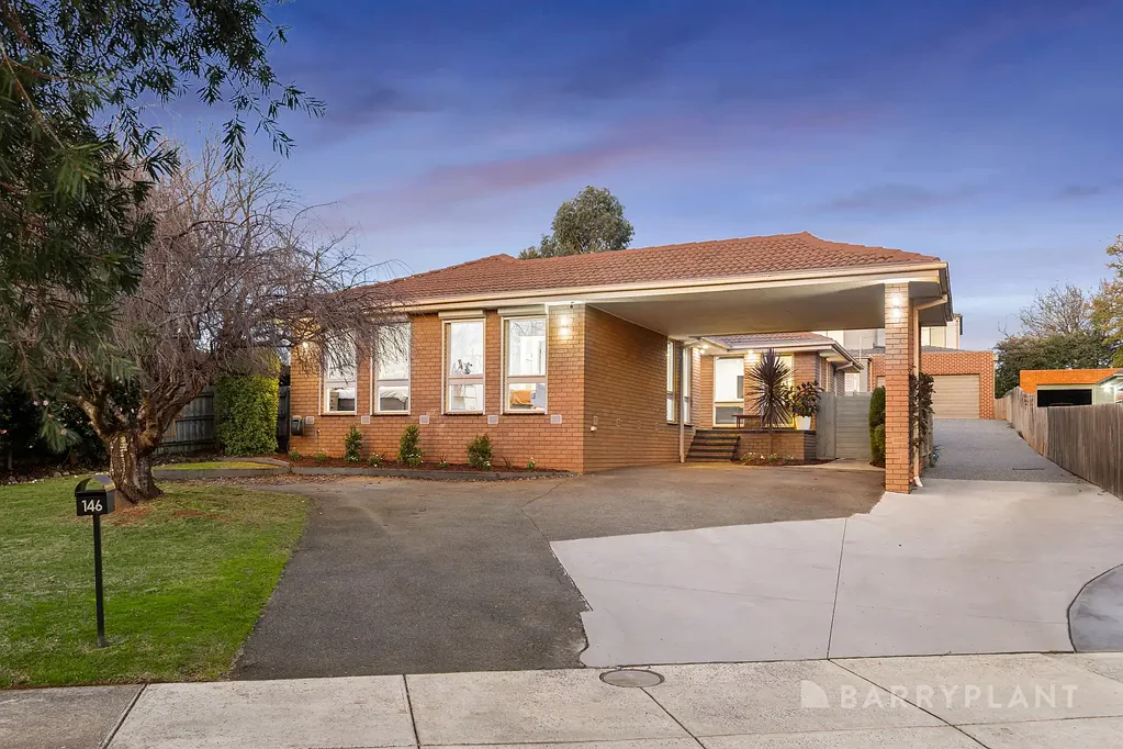 146 Hayrick Lane, Mooroolbark, VIC 3138