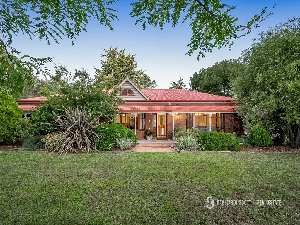 21 Park Avenue, Grahamvale, VIC 3631