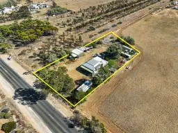 225 Moonta-Wallaroo Road, North Moonta