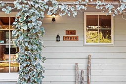 2 Beatty Avenue, Bittern