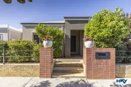 17 Donatti Retreat, Caversham