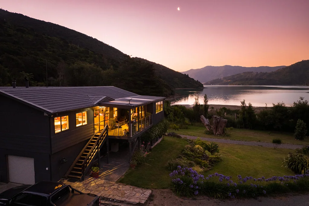 Marlborough Sounds 4房  Own your own Bay