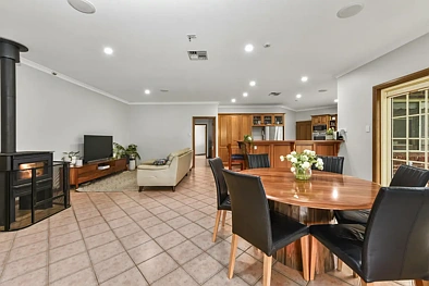 Silid Pahingahan - 21 MOUNT PERCY RD, COMPTON SA 5291