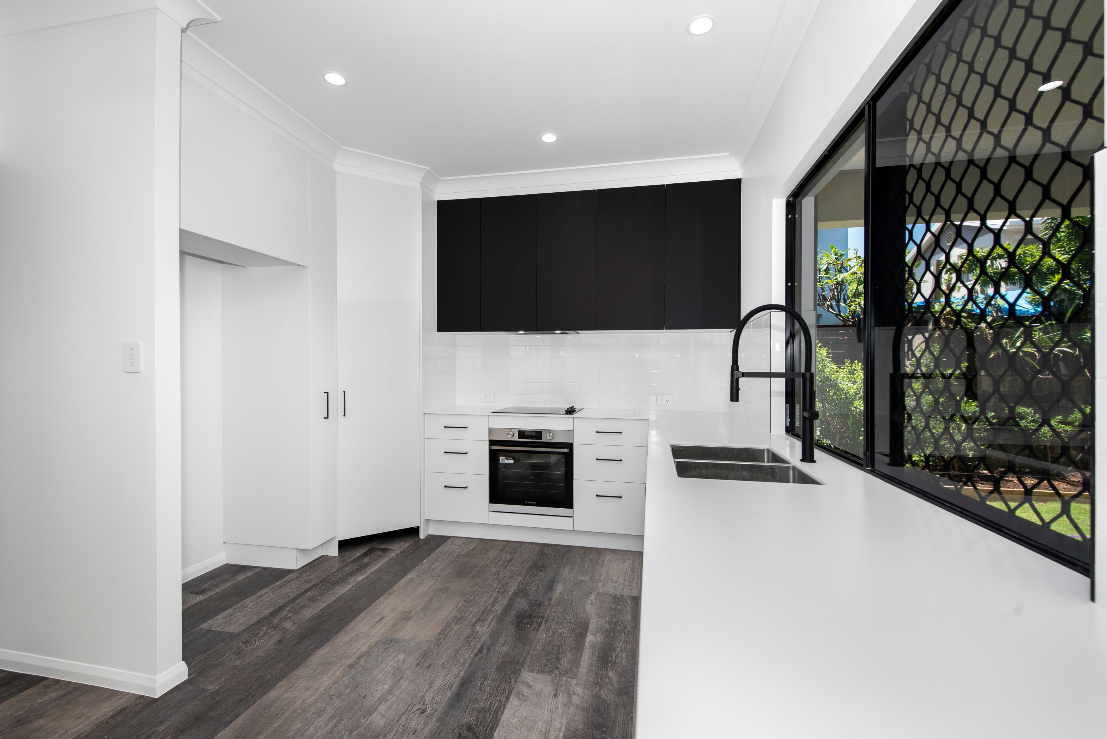 72A COOK ST, NORTH WARD QLD 4810, 0房, 0浴, Townhouse