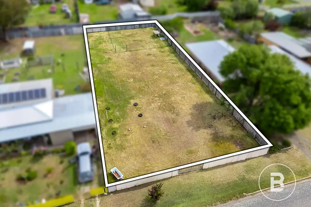 Willaura RESIDENTIAL BUILDING BLOCK IN COUNTRY LOCATION