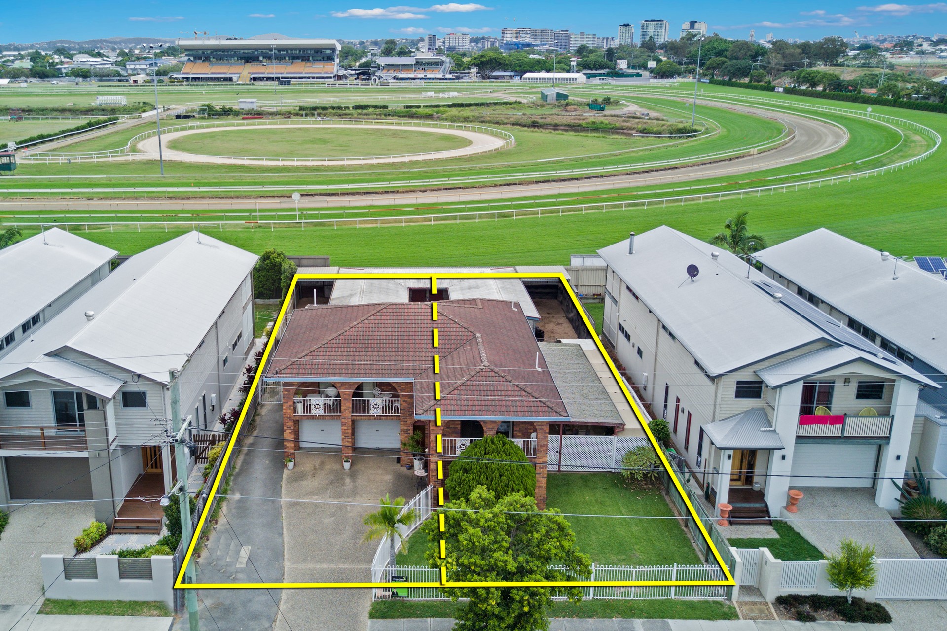 29 RACEVIEW AV, HENDRA QLD 4011, 0 habitaciones, 0 baños, House