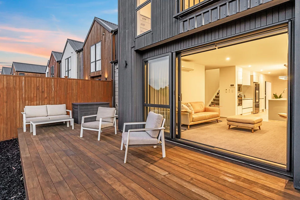54 Arran Point Parade, Millwater, Rodney, Auckland