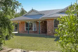 12 Stark Drive, Vale View