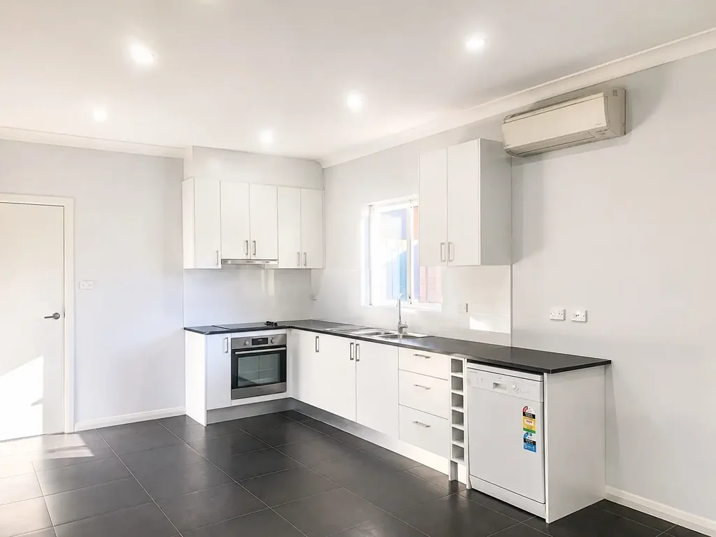 Modern 2-Bedroom Granny Flat – Sleek, Private & Convenient Living