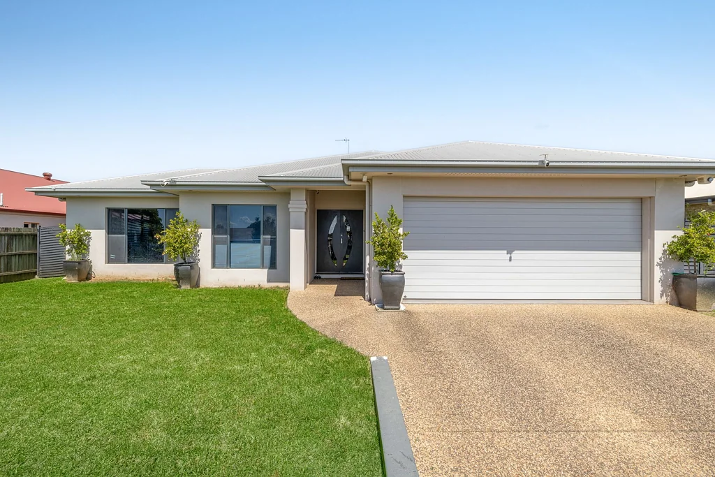12 Shelton Crescent, Kearneys Spring, QLD 4350