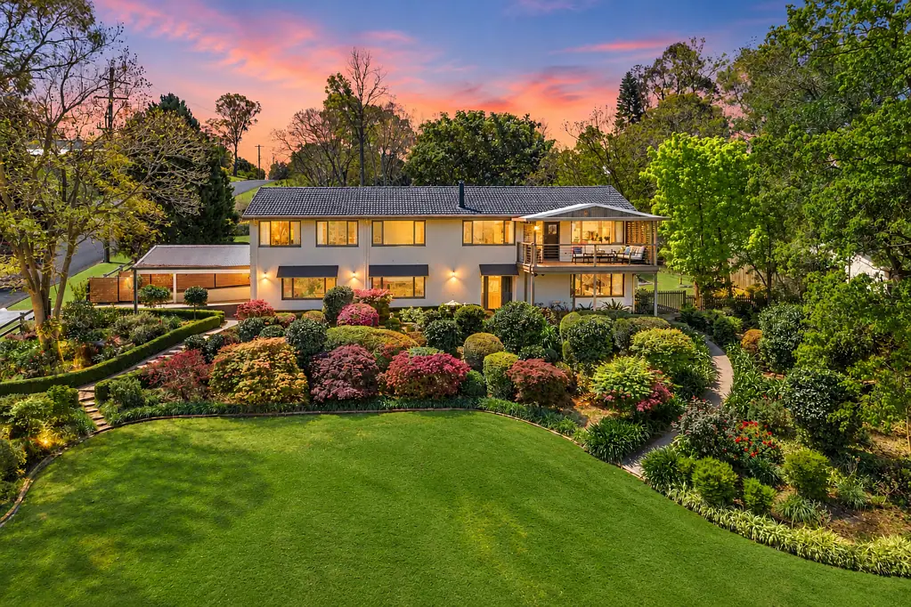 Kurrajong 5ਬੈੱਡਰੂਮ One Acre with Picturesque Views in the Heart of Kurrajong