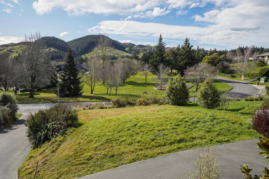 Greta Valley Views, Value and Freedom to build!