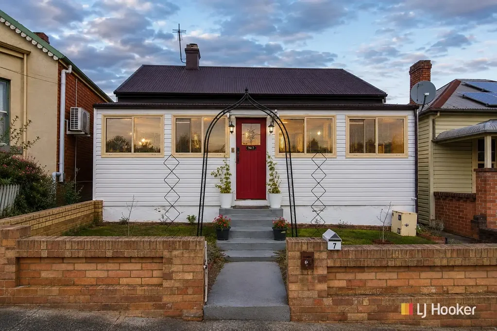 Lithgow 3chambre Beautifully Renovated Home in the Heart of Town