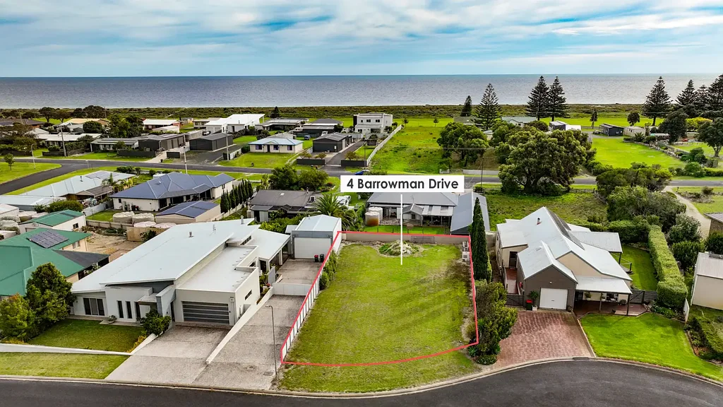 Kingston Se  Coastal Canvas Ready for Your Next Chapter