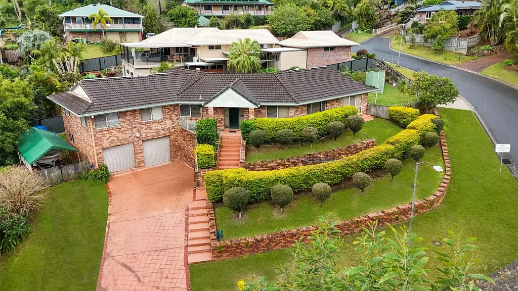 Tanah Merah 5 Bedroom Architectural Elegance with a Hidden Garden