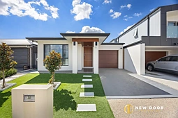 30 Pholeros Way, Taylor