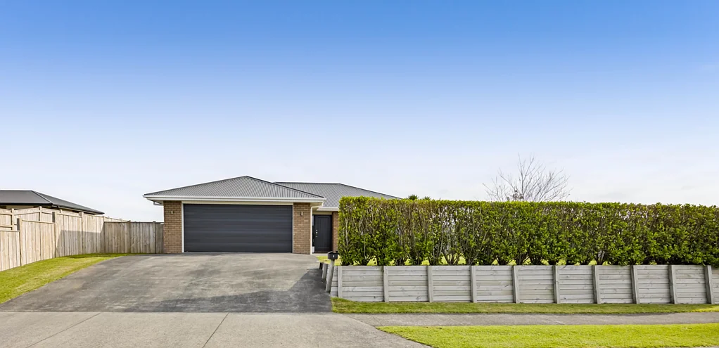 Bell Block 3 Bedroom Brick Beauty You'll Want To See