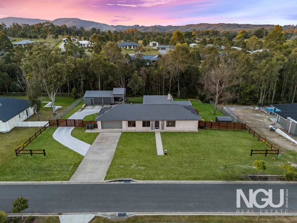 22 Habitat Place, Karalee, QLD 4306