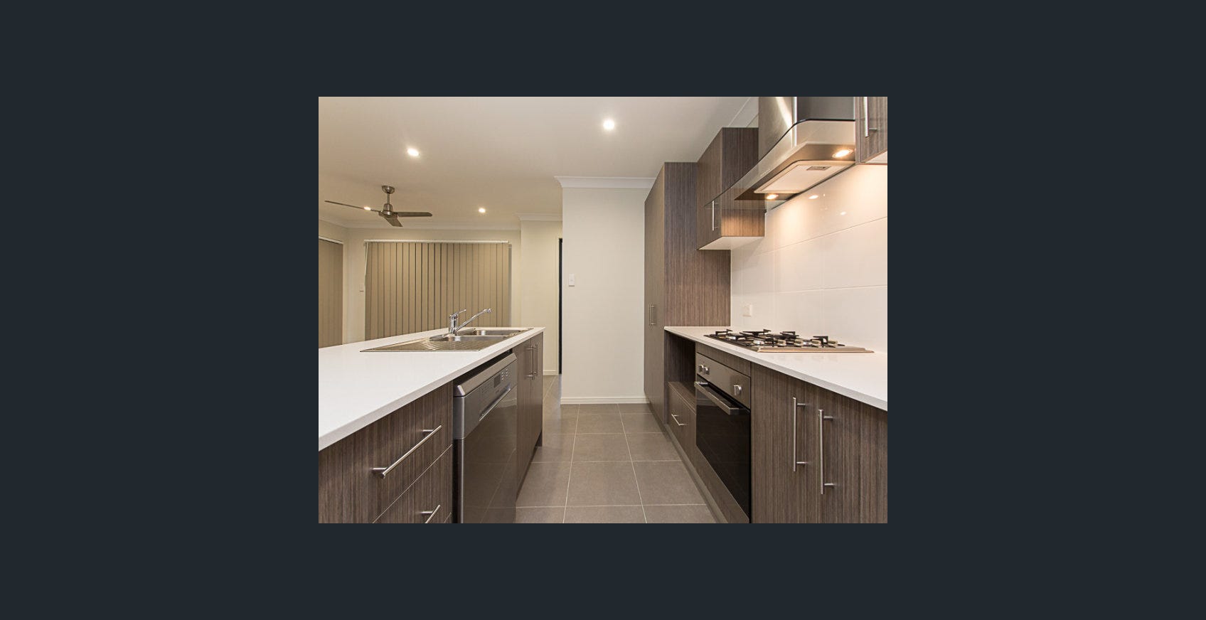 13 RORY LANE, PIMPAMA QLD 4209, 0部屋, 0バスルーム, House