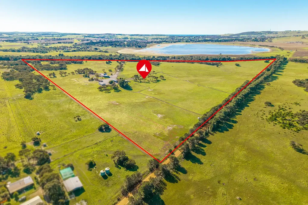 Hawson  A Rare Rural Lifestyle Opportunity on 40 Hectares