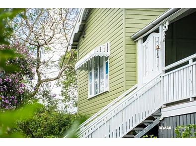 Maleny 4房  A Maleny Original | Character, Outlook & Walk-to-Town Living