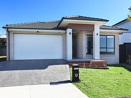 11 Graceful Court, Cobbitty