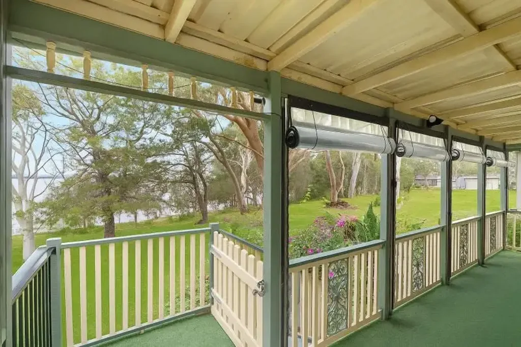 Halekulani 3 Bedroom Spacious Waterfront Home in Vibrant Over-55s Community
