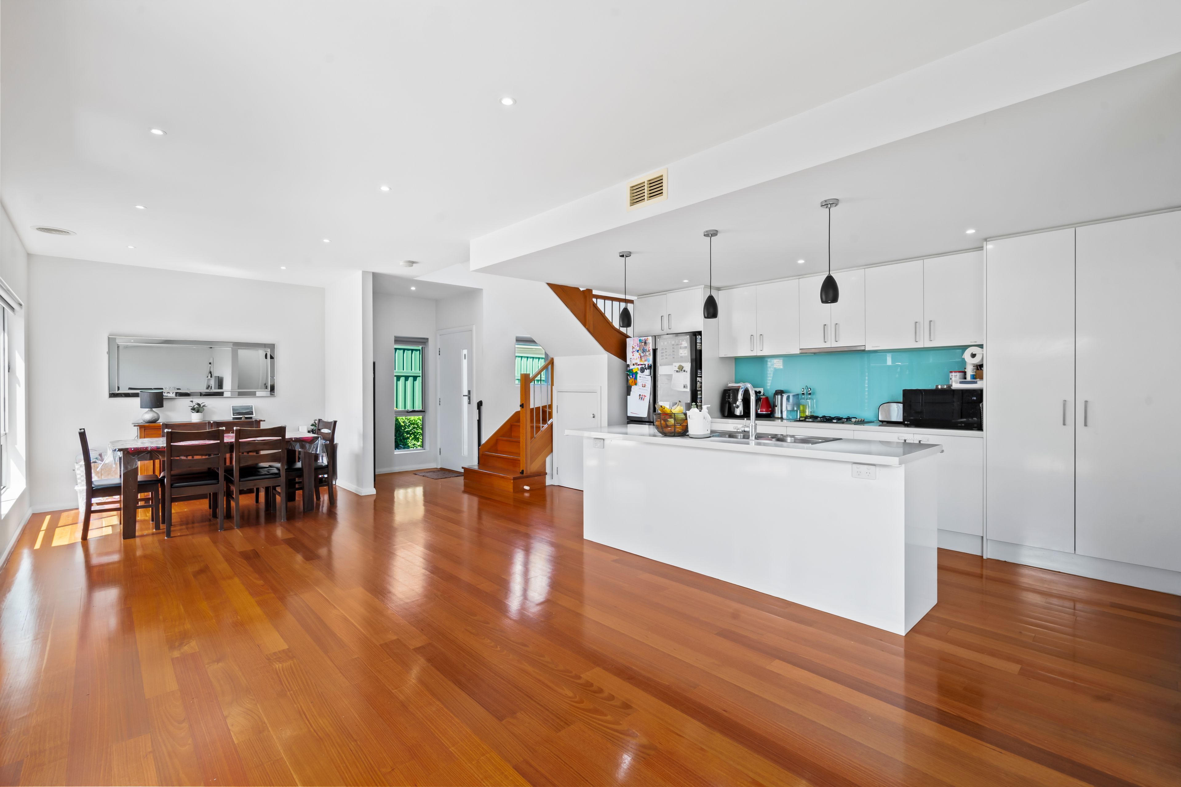 UNIT 3 14 NEWTON ST, GLENROY VIC 3046, 0房, 0浴, Townhouse