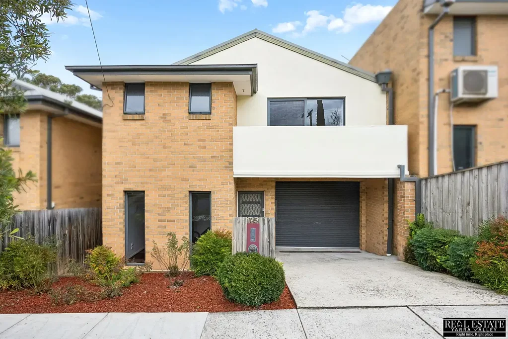 Kilsyth 3房 满足所有需求的宽敞联排别墅 Spacious Townhouse that ticks all the boxes