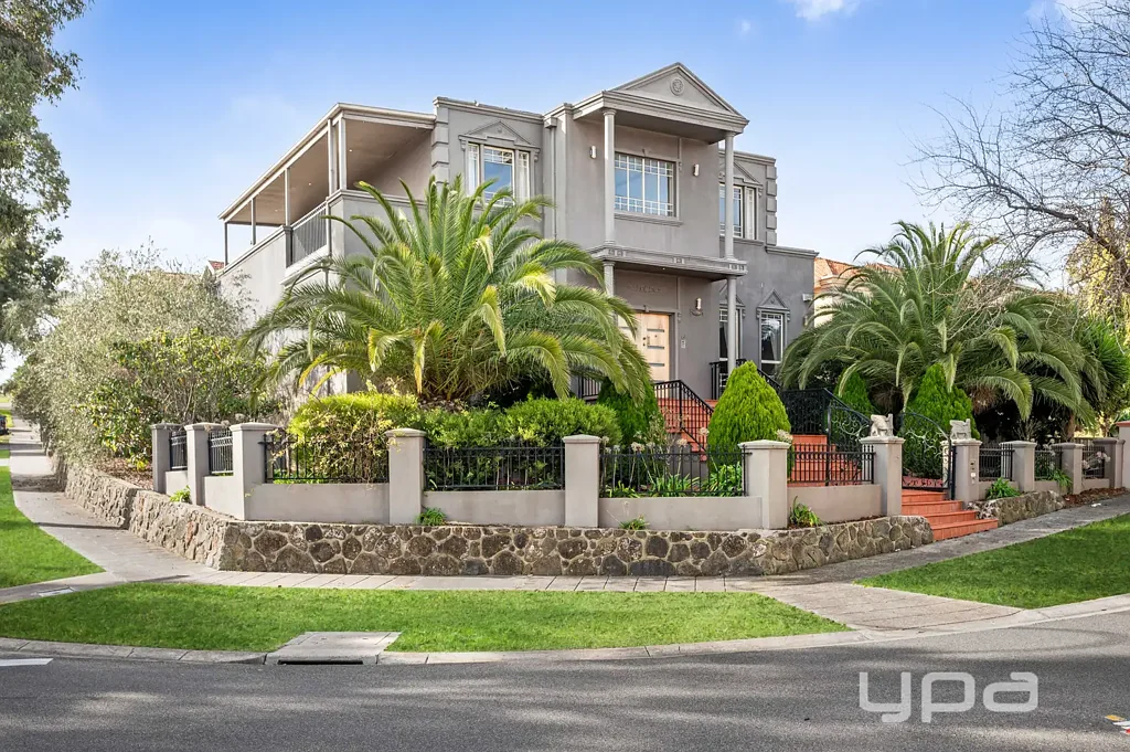 24 Hunter Avenue, Roxburgh Park, VIC 3064