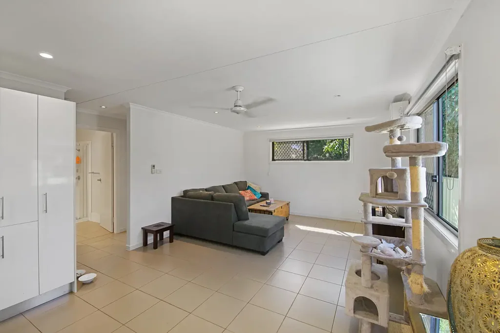 Middlemount 2 Bedroom Convenience Plus