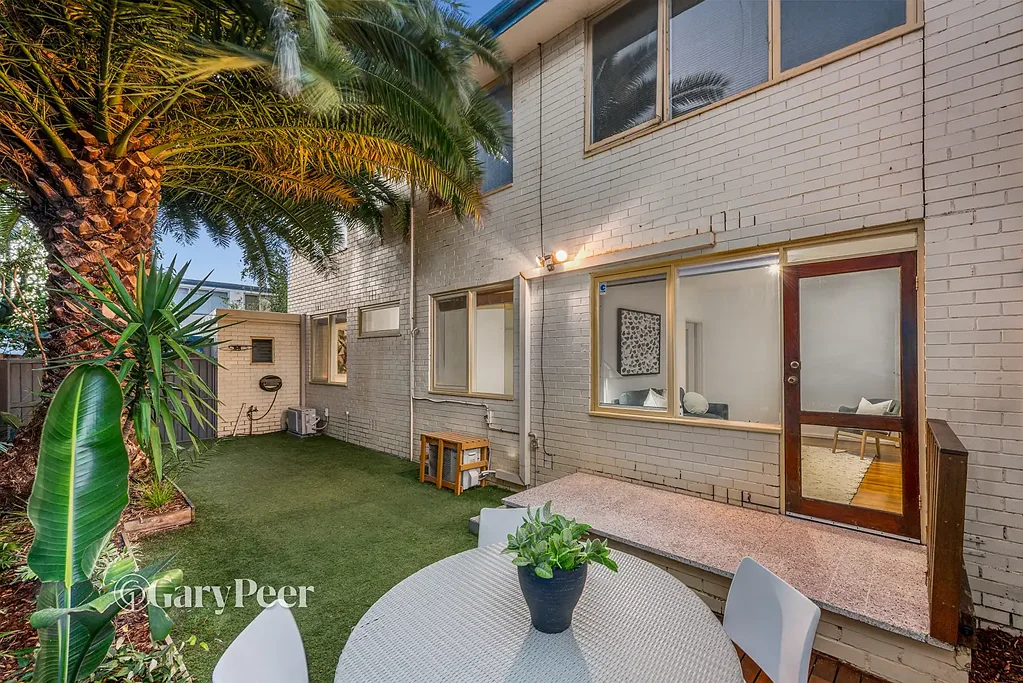 2/9 Ormond Road, Ormond, VIC 3204