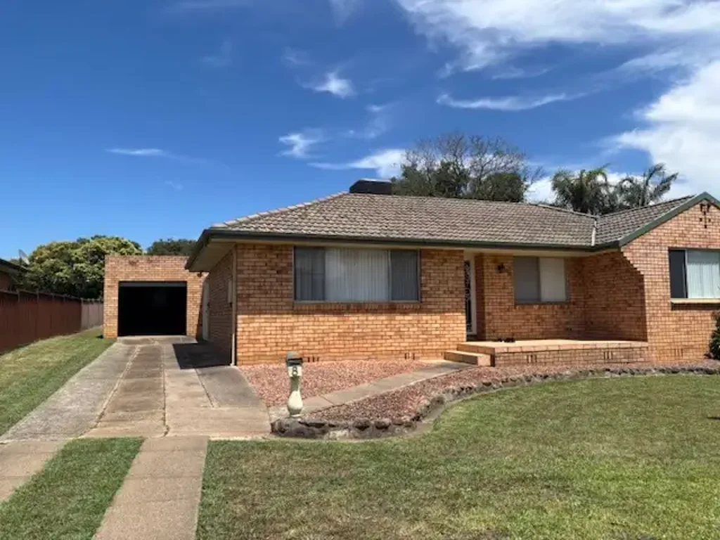 Comfortable Family Living in a Convenient Location