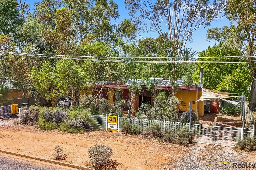 4 Harvey Street, Braitling, NT 870