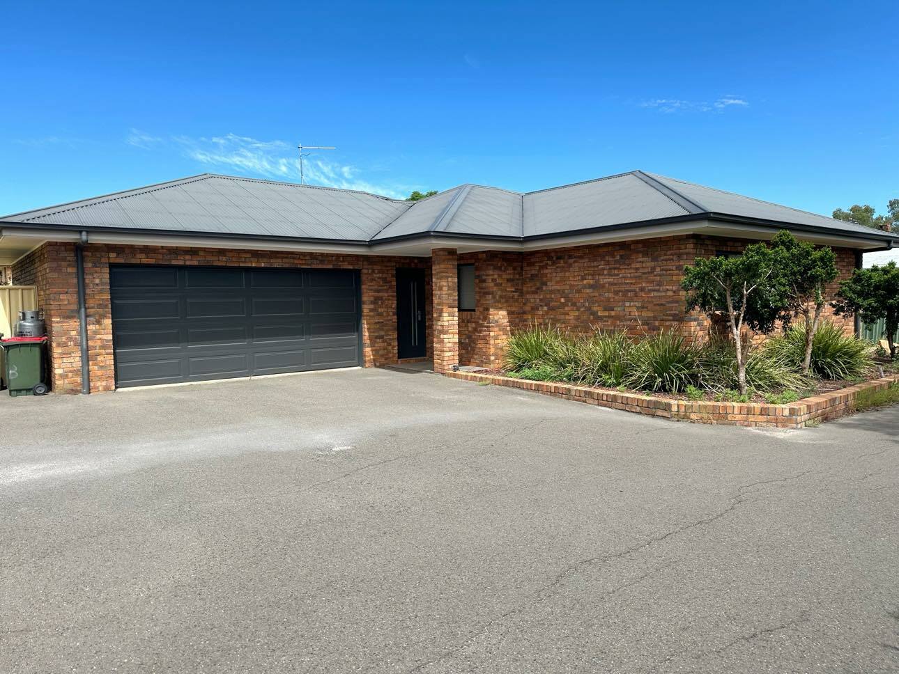 UNIT 2 39B WENTWORTH ST, GUNNEDAH NSW 2380, 0 Schlafzimmer, 0 Badezimmer, Unit