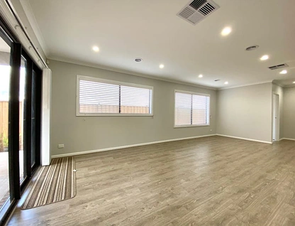 4 Gilfillan Circuit, Thornhill Park, North West Melbourne, 4 phòng ngủ, 2 phòng tắm, House