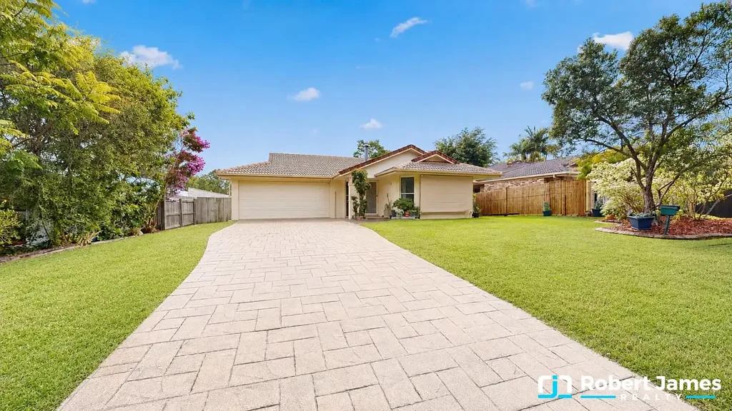 Tewantin 4બેડરૂમ Large Family Living Opposite Noosa Golf Club