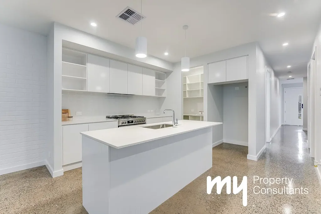 Gregory Hills 4침실 Beautiful Torrens Title Family Home